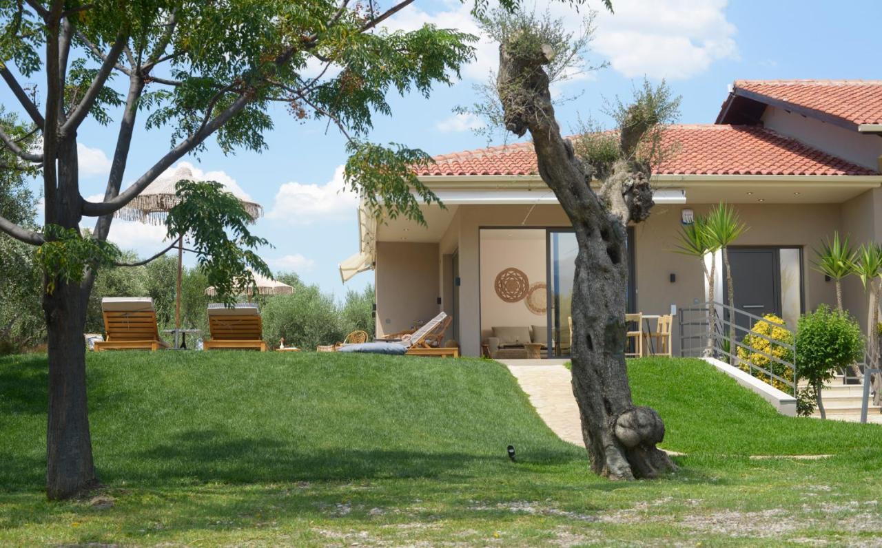 Elaia Grove Villa Kalamata Bagian luar foto