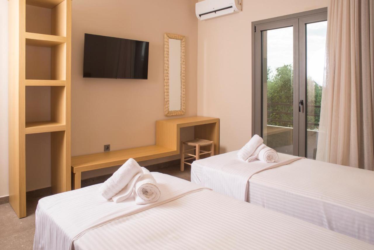 Elaia Grove Villa Kalamata Bagian luar foto