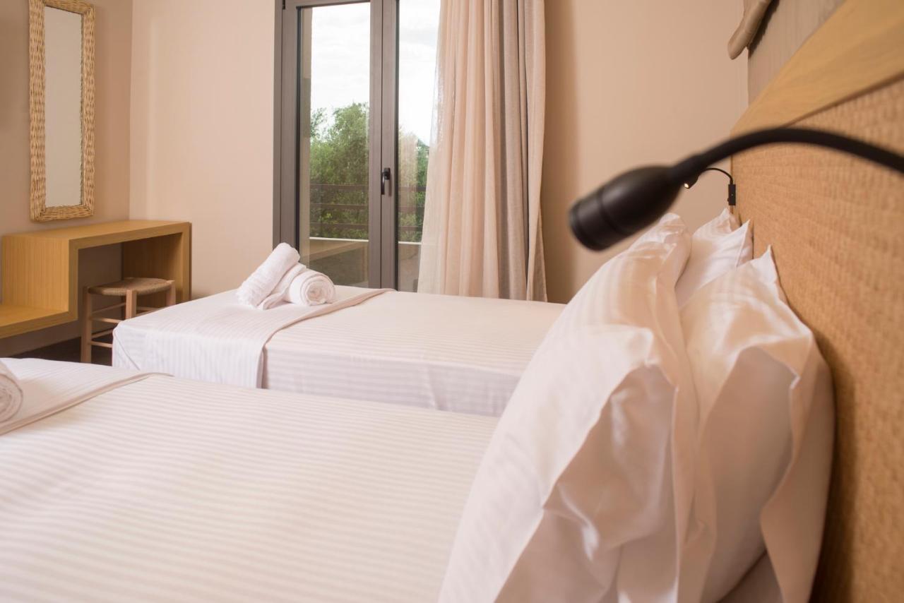 Elaia Grove Villa Kalamata Bagian luar foto